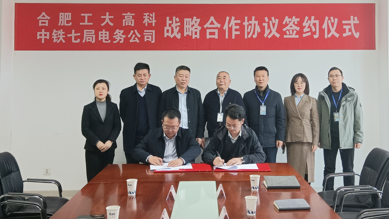 乐鱼体育-8场，5000人，张天任代表把两会精神送到基层